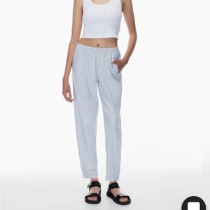 Aritzia Babaton drexer pant